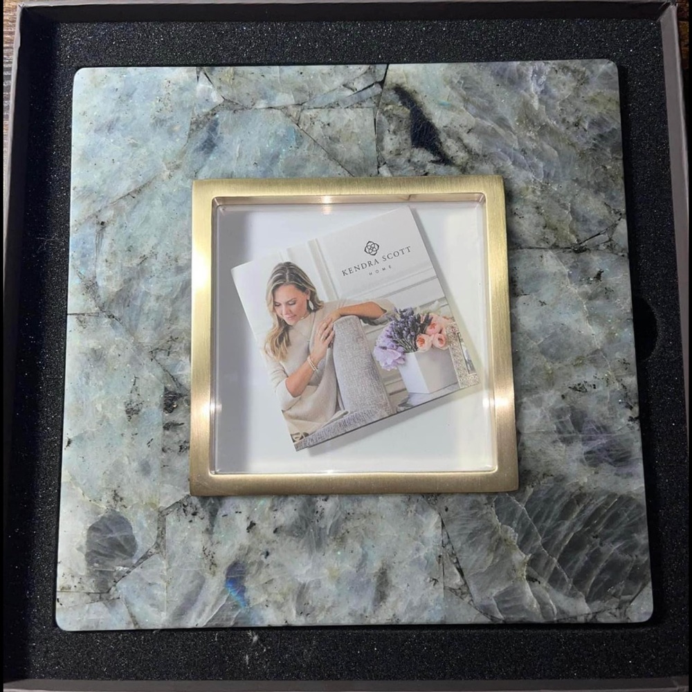 Kendra Scott Picture Frame in Gold/Labradorite
